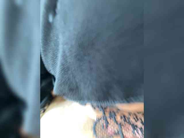 hiddenCrazySlut's chat room