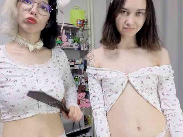 KateMooss's chat room