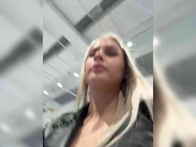 _Katrinka_'s chat room