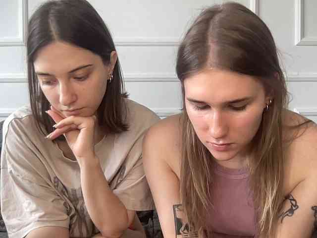 yoursweettreats's chat room