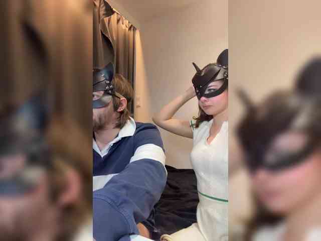 sexysecret69's chat room