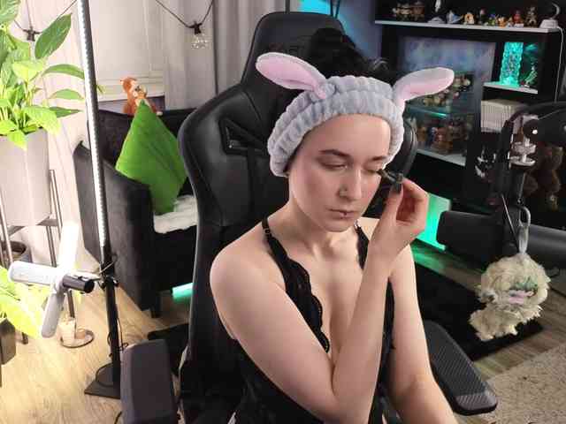 Kira_Li_Lime's chat room