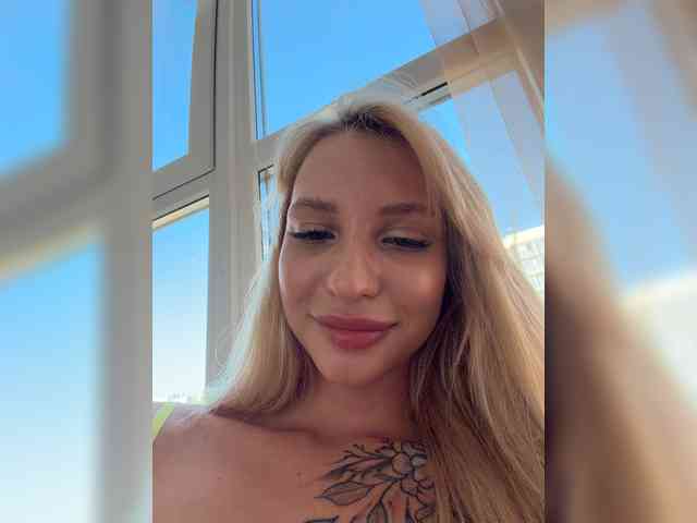 Cristi-Candy's chat room