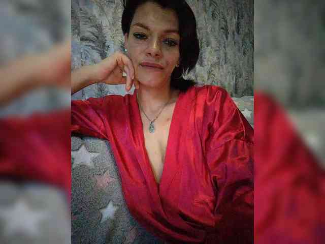 Lois-Lorrie's chat room