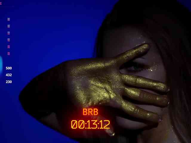 _Lady_M_'s chat room