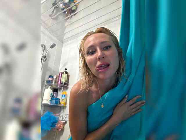 ARotikA1's chat room