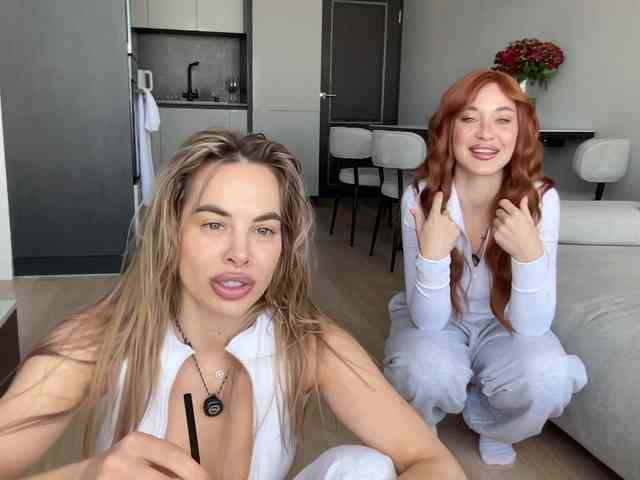 diffgirls1-1's chat room