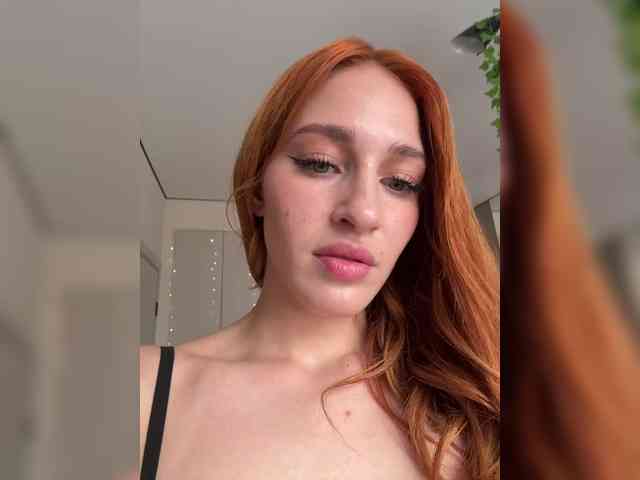 VictoriaBix's chat room