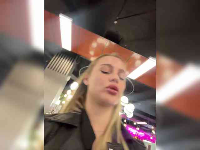 _Katrinka_'s chat room