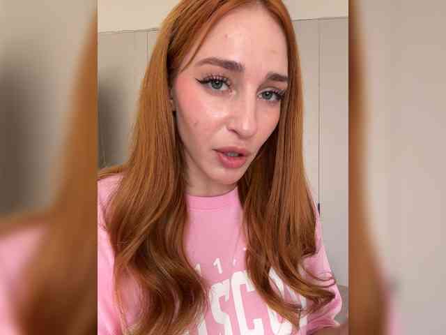 VictoriaBix's chat room