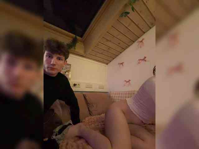 meowmiumeow's chat room