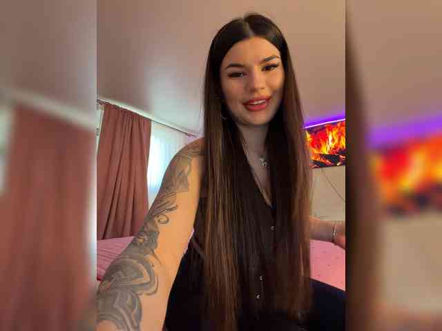 -MaybeBaby-'s chat room