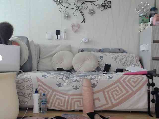 Kamila5555555's chat room