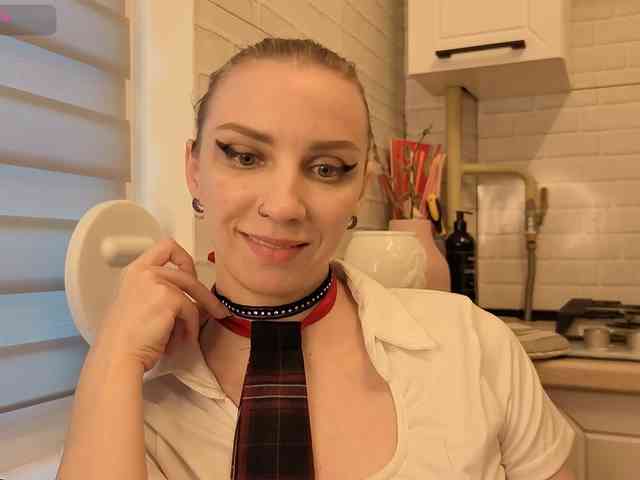 Fist-ashka's chat room