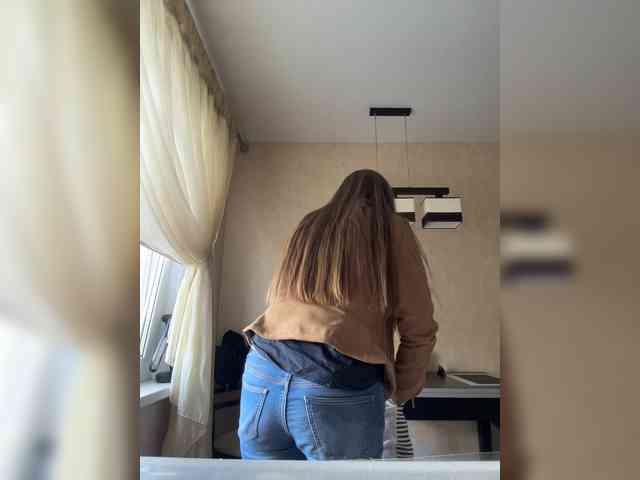 LolaSexxx's chat room