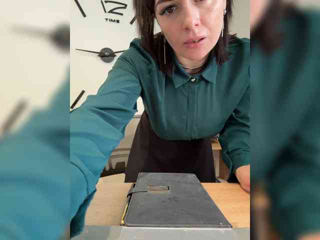 ANNA_Fox's chat room