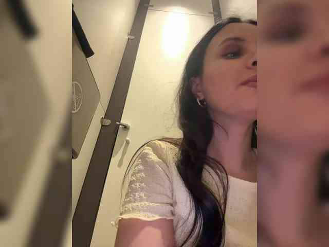 EvaRoughe's chat room