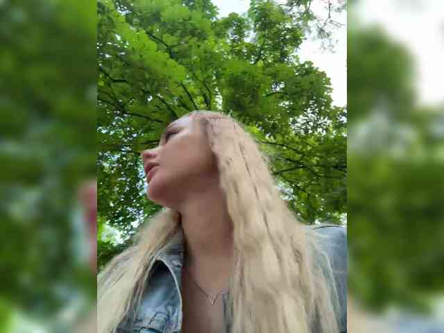 _Katrinka_'s chat room