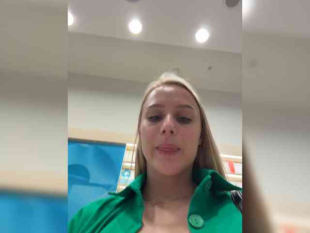 _Katrinka_'s chat room