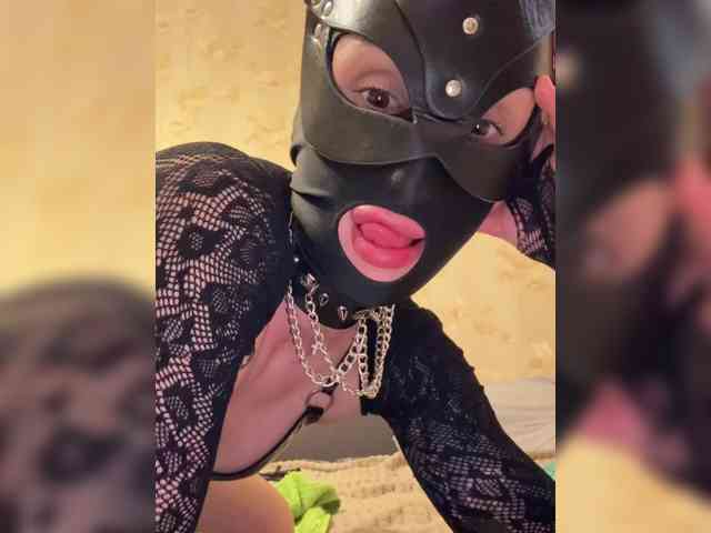 MadmenLovers's chat room