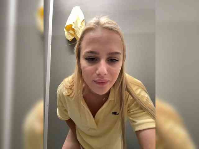 _Katrinka_'s chat room