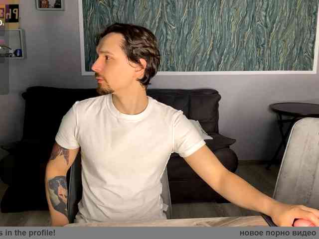 Miley_and_Michael's chat room