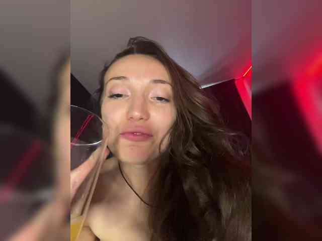 LoversVictory69's chat room