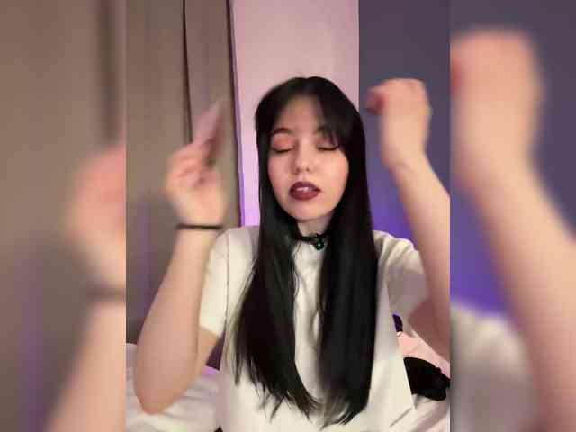 Businka13's chat room