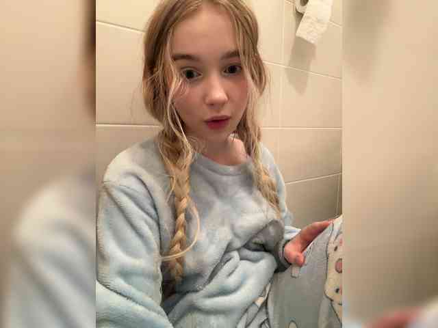 MimiMila's chat room