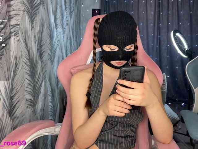 LallyRose's chat room