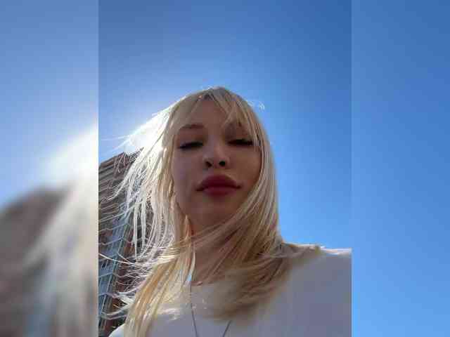 Cristi-Candy's chat room