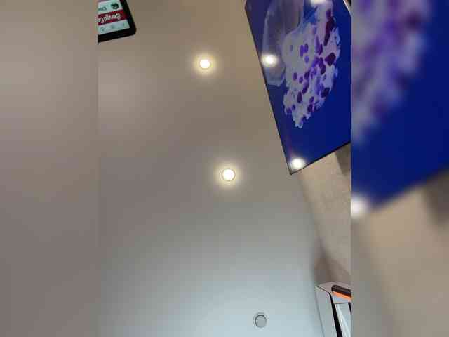 _Ellidi_'s chat room
