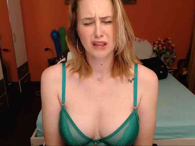 NatashaRouge's chat room