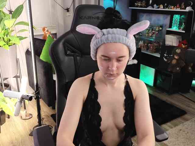 Kira_Li_Lime's chat room