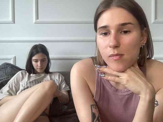 yoursweettreats's chat room