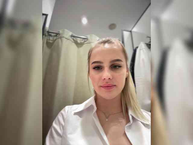 _Katrinka_'s chat room