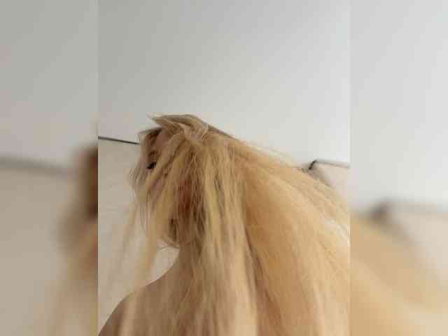 Cristi-Candy's chat room