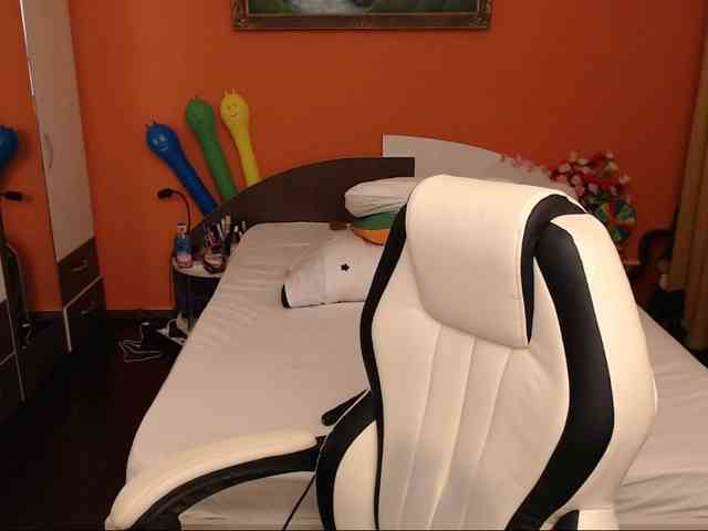 NatashaRouge's chat room