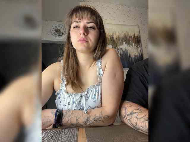 AnnviKING's chat room