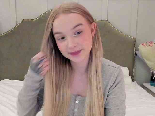 MimiMila's chat room