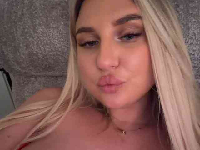 Stiflers_mom's chat room