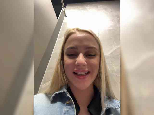 _Katrinka_'s chat room