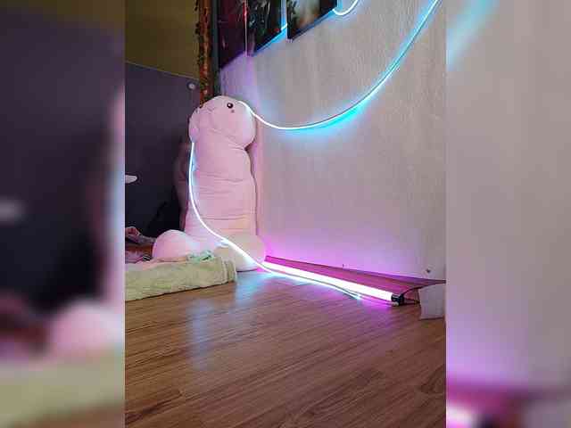 MAMAXOMA's chat room