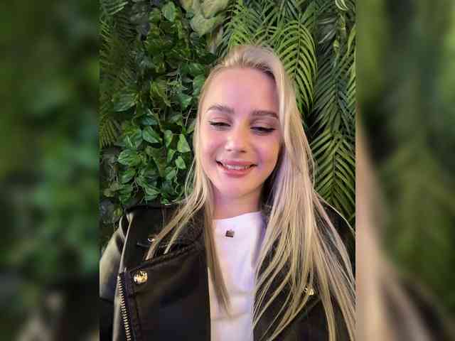 _Katrinka_'s chat room