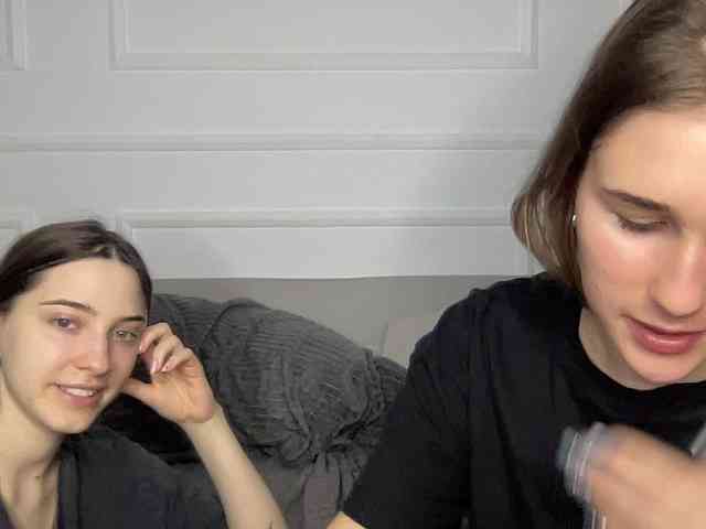 yoursweettreats's chat room