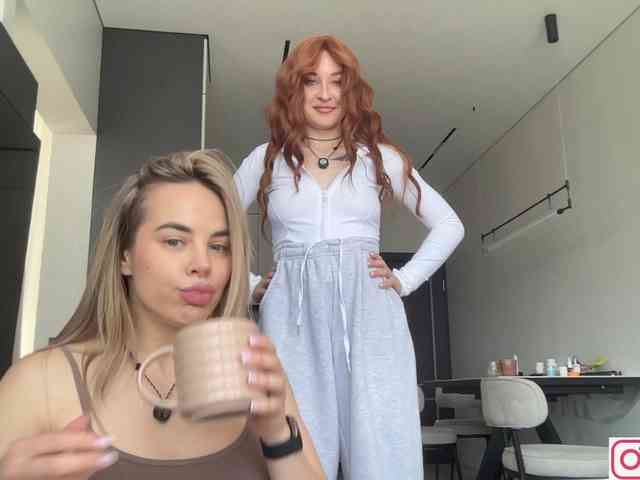 diffgirls1-1's chat room