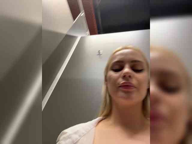 _Katrinka_'s chat room