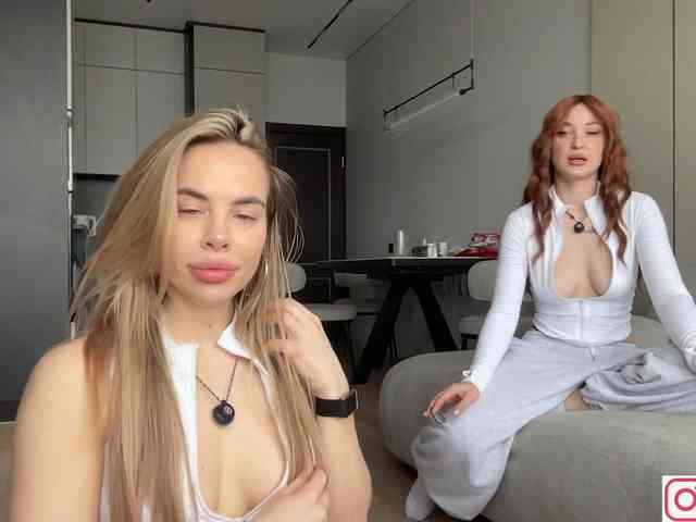 diffgirls1-1's chat room