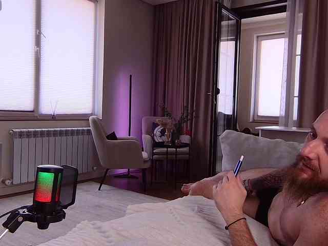 NIKI7377's chat room