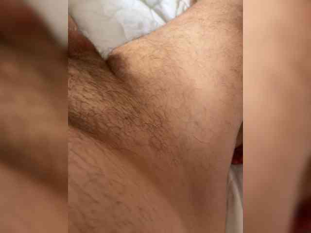 Cherry69Kiss's chat room